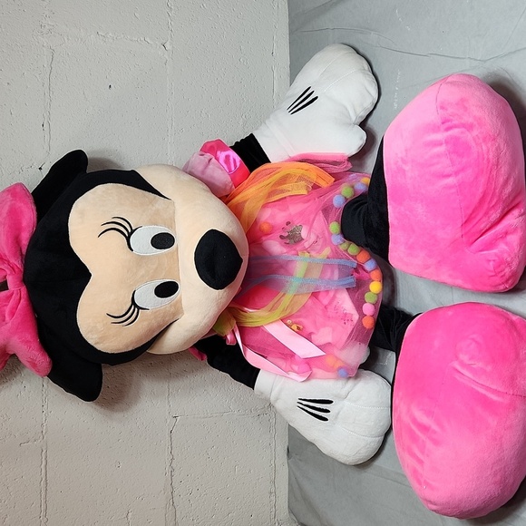 3Ft tall minnie mouse - Picture 1 of 7